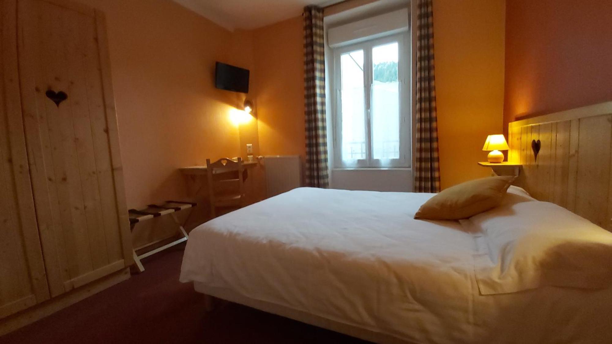 Alti'Pic Hotel Ле-Мон-Дор Экстерьер фото